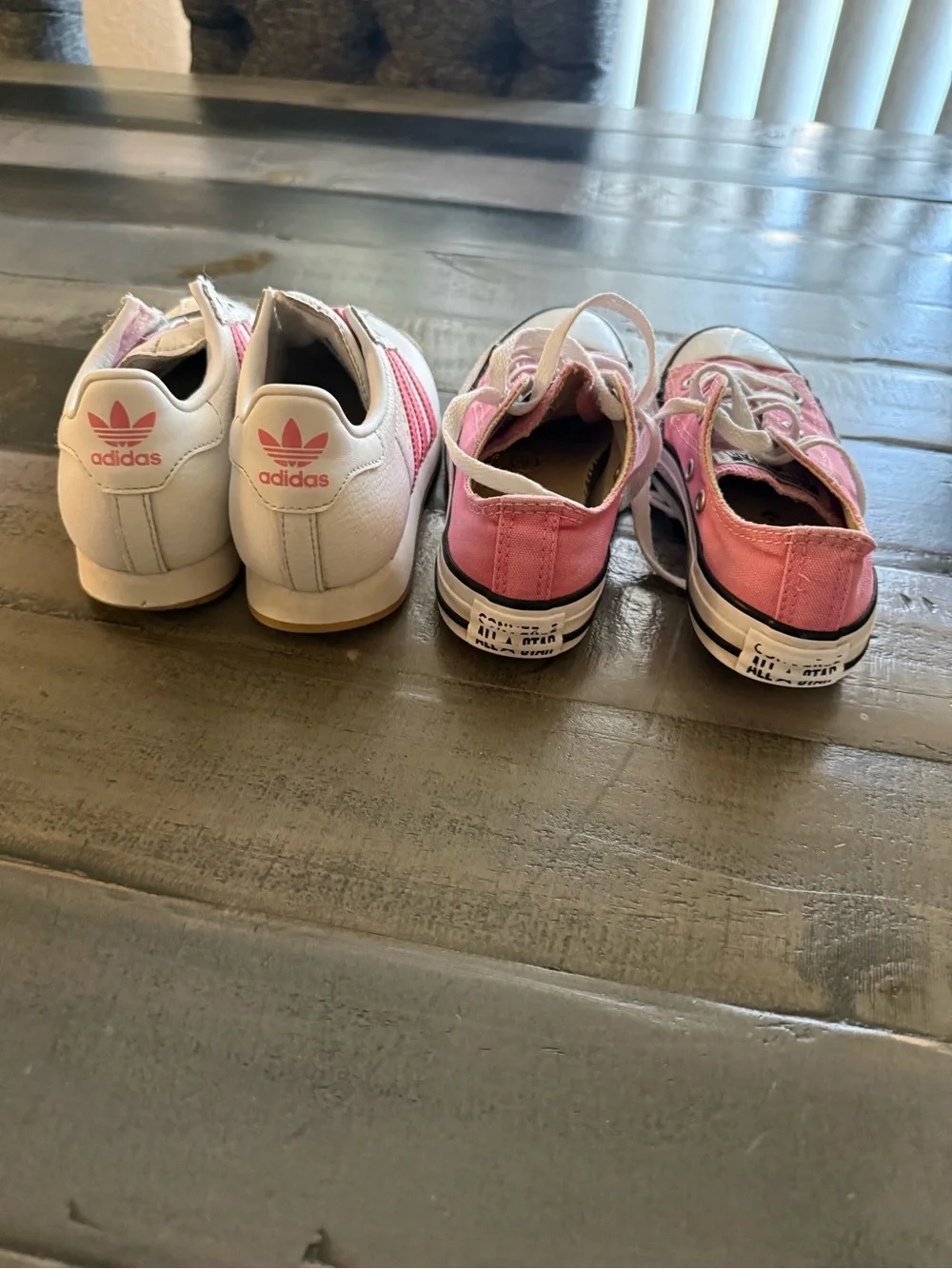 Converse classic low
